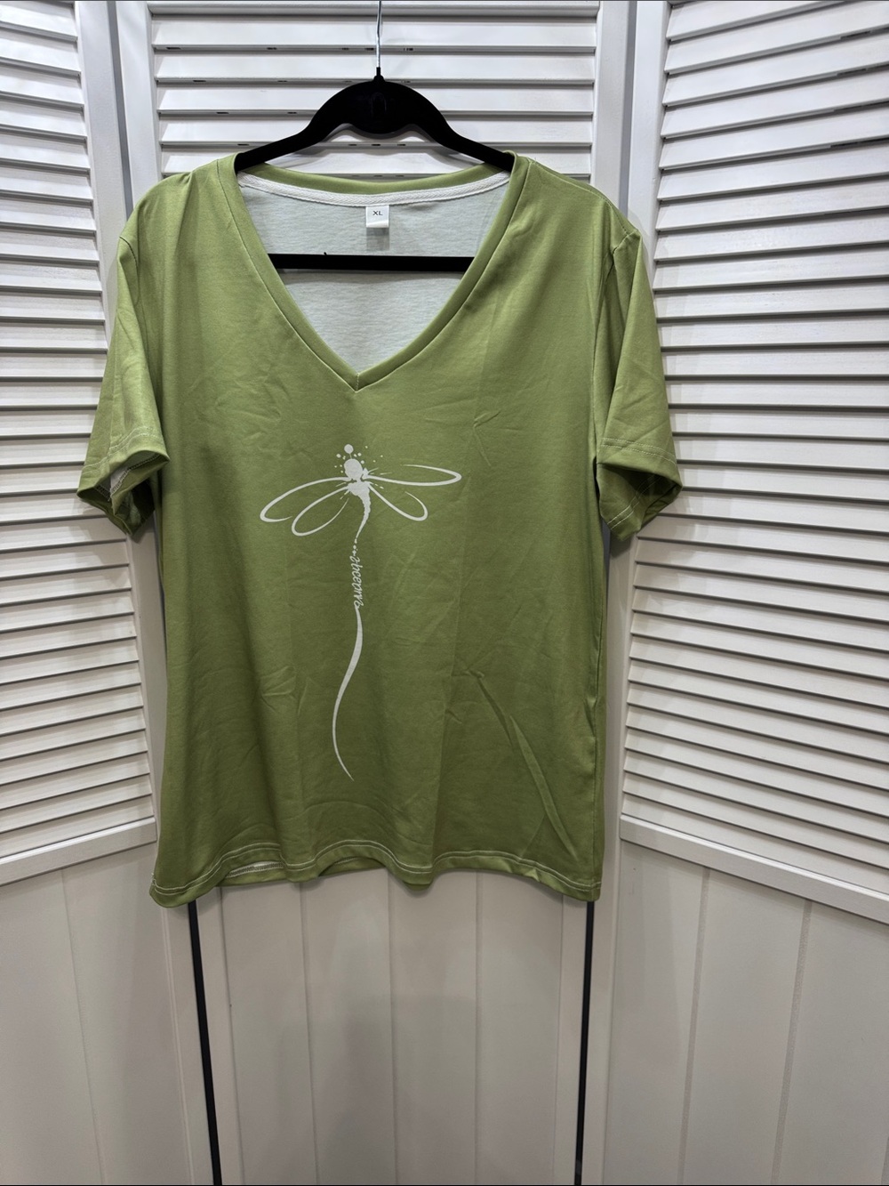 Women's V-Neck Green Dragonfly Tee